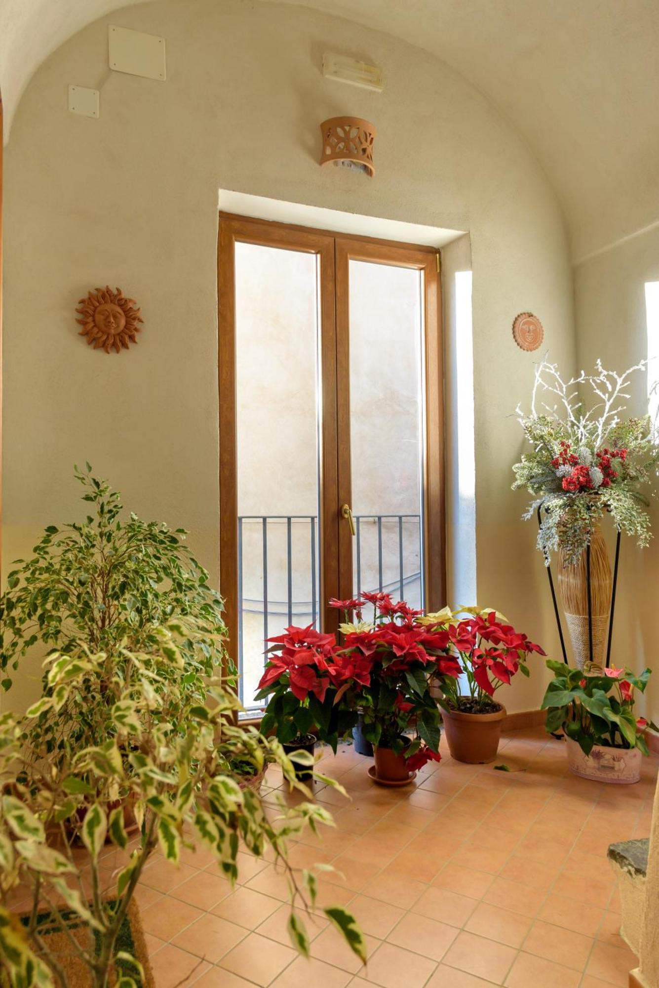 Il Giardino Dei Gigli Apartman Meta Szoba fotó