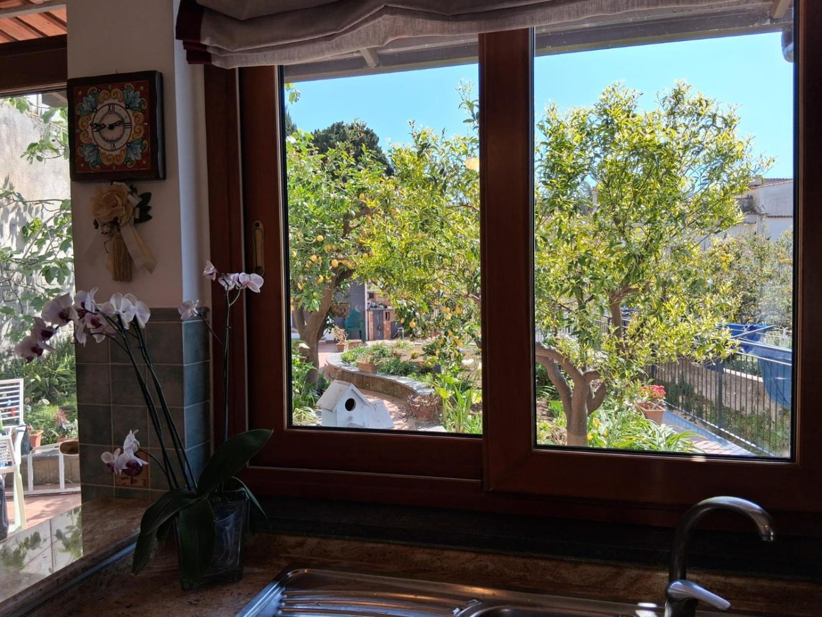 Il Giardino Dei Gigli Apartman Meta Kültér fotó