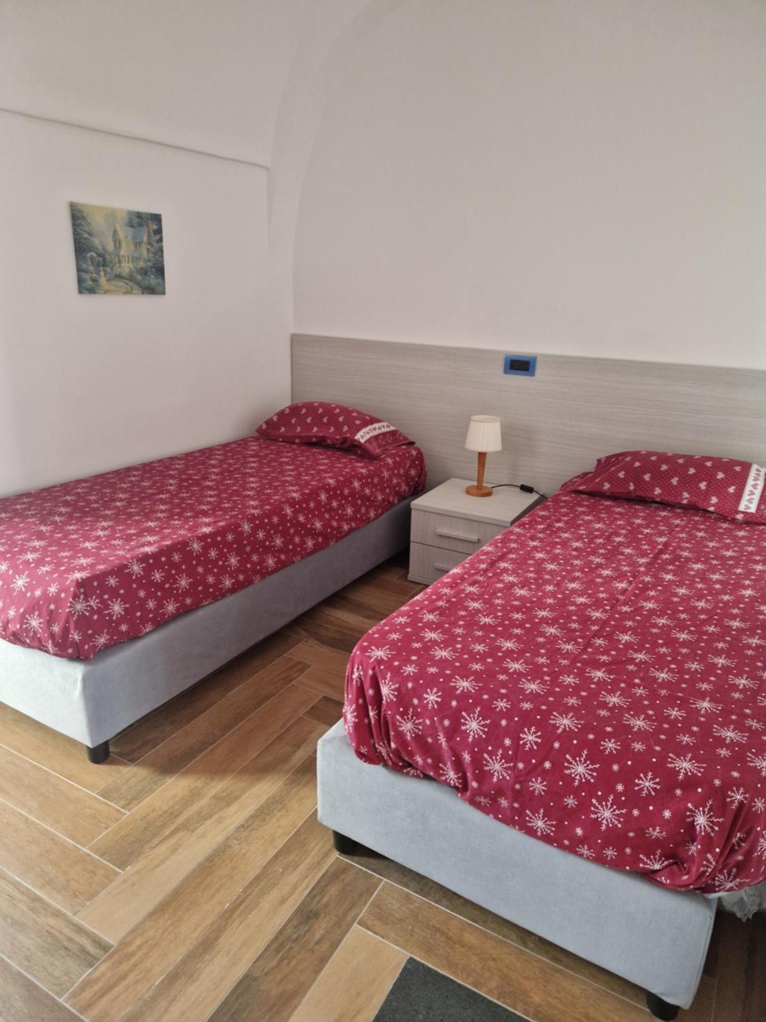 Il Giardino Dei Gigli Apartman Meta Kültér fotó